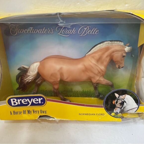 NEW IN DAMAGED BOX BREYER SWEETWATER’S LORAH BELLE - Picture 2 of 6